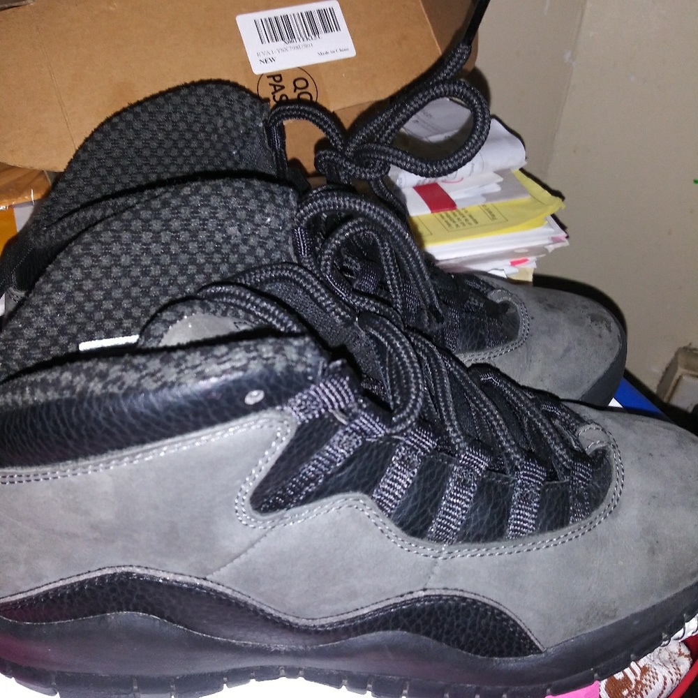 Jordan's big kid sz 5.5